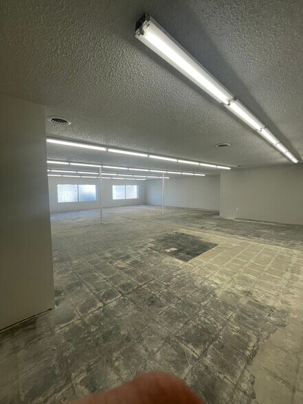 More Photos Of 706 1st St, Cheney Storefront Retail Office For Lease