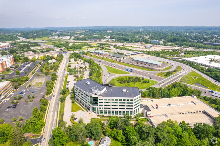 More Photos Of 401 Plymouth Rd, Plymouth Meeting Office For Lease