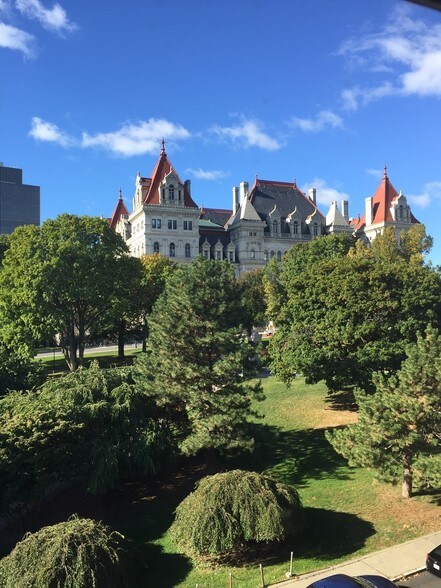 More Photos Of 17 Elk St, Albany Office For Lease