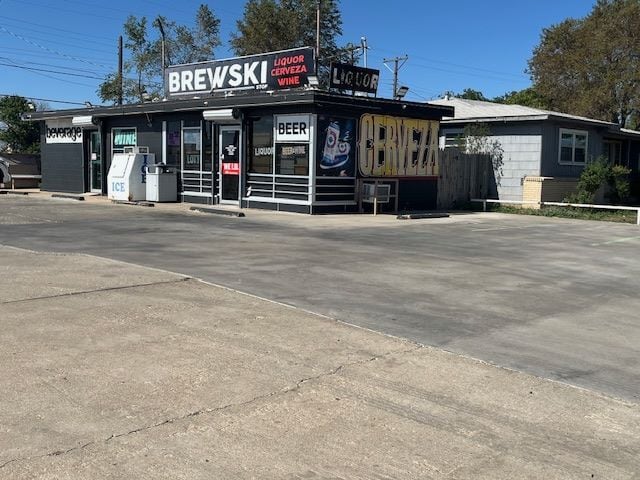 More Photos Of 4302 Avenue Q, Lubbock General Retail For Sale
