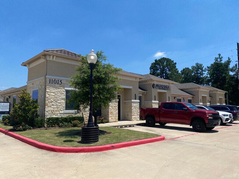More Photos Of 11023 Northpointe Blvd, Tomball Medical For Sale