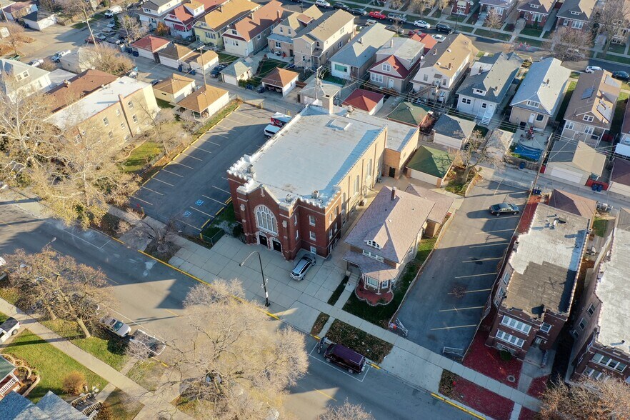 More Photos Of 1321-1323 S Austin Blvd, Cicero Religious Facility For Sale