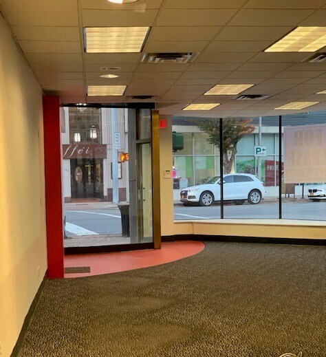 More Photos Of 185 E Post Road White Plns, White Plains Storefront For Lease