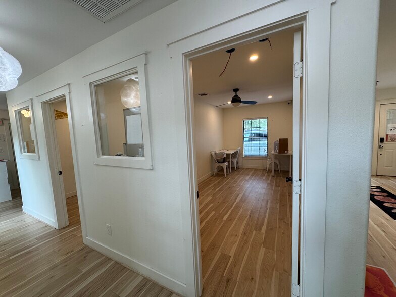 More Photos Of 8911 West Ln, Magnolia Office For Sale