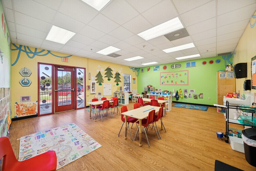 More Photos Of 5300 Ranch Point Dr, Katy Medical For Sale
