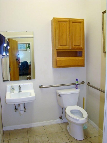 More Photos Of 332 SW 32nd St, Okeechobee Medical For Sale