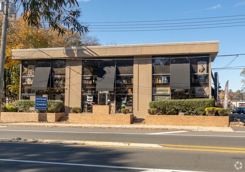 More Photos Of 707 Union Ave, Brielle Storefront Retail Office For Lease