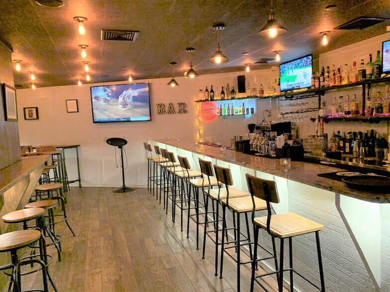 More Photos Of 17 Old Fulton St, Brooklyn Storefront Retail Residential For Lease
