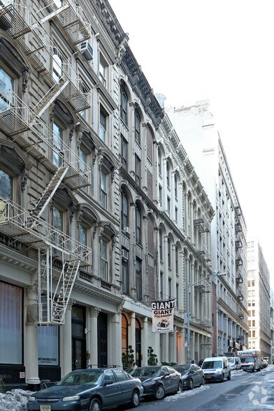 More Photos Of 83 Leonard St, New York Storefront Retail Residential For Lease