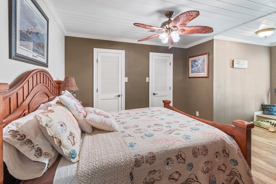 More Photos Of 2314 Teal St, Cameron Specialty For Sale