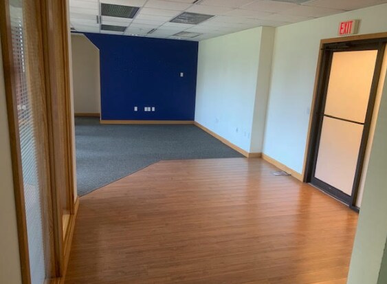 More Photos Of 7633 Ganser Way, Madison Office For Sale