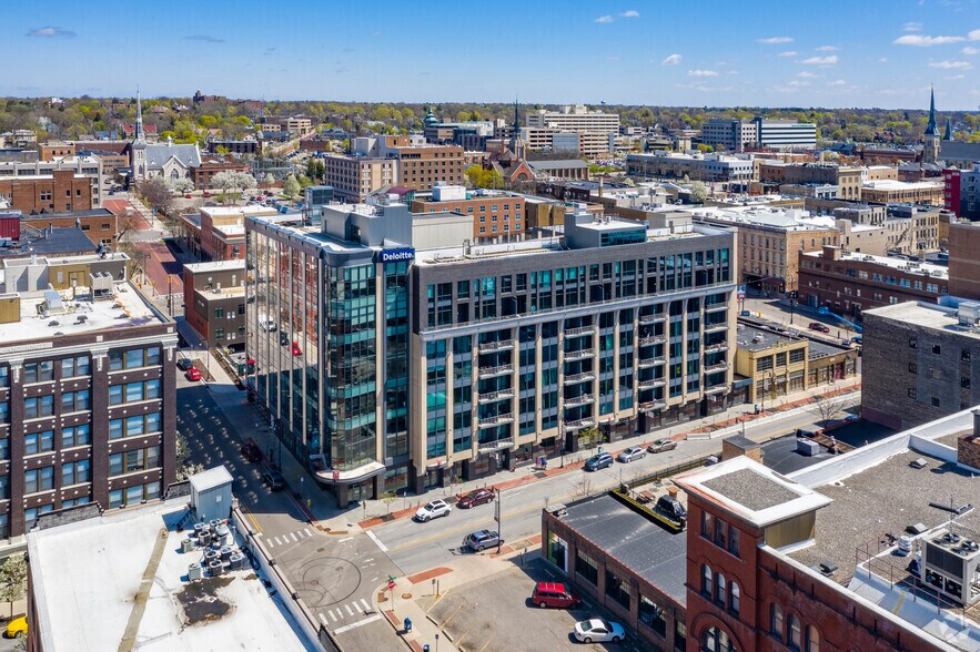 More Photos Of 38 SW Commerce Ave, Grand Rapids Office For Lease