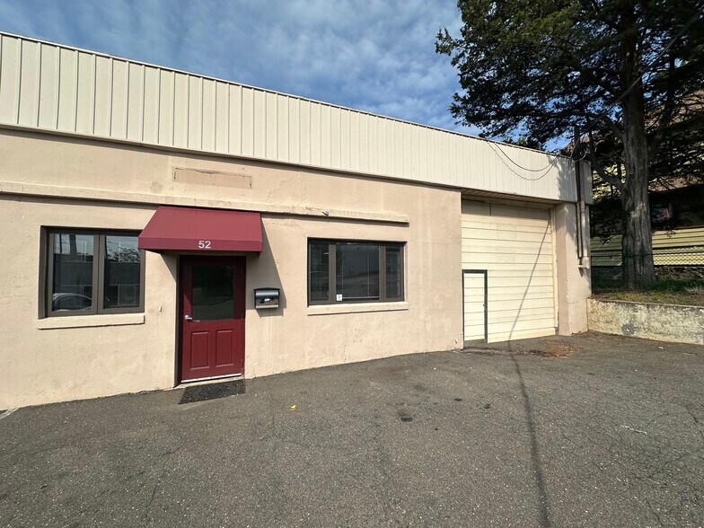 More Photos Of 50 Sheridan St, Stratford Manufacturing For Sale