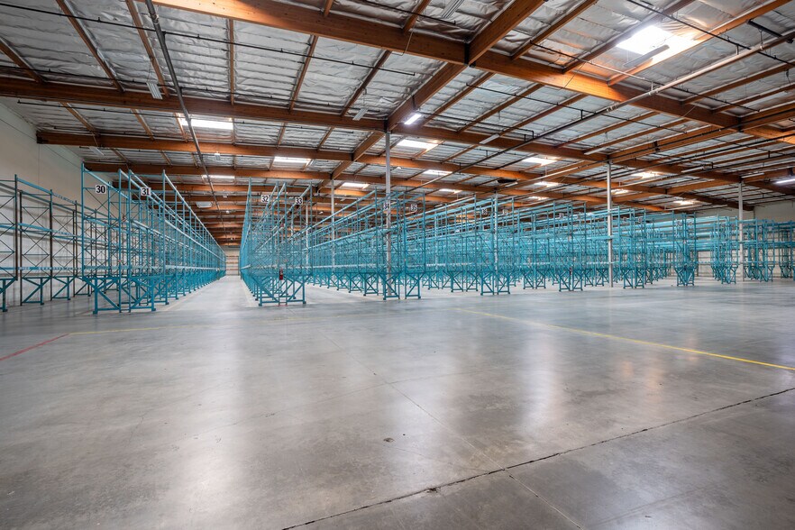 More Photos Of 9282 Pittsburgh Ave, Rancho Cucamonga Warehouse For Lease
