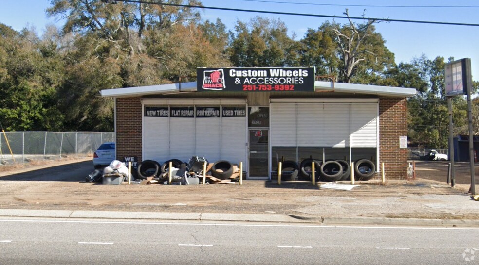 Primary Photo Of 3728 Moffett Rd, Mobile Light Distribution For Sale