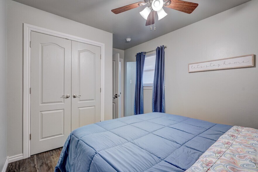 More Photos Of 1207 W Gore Blvd, Lawton Apartments For Sale