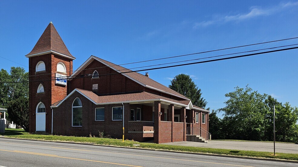 More Photos Of 662 New Castle Rd, Butler Office For Sale