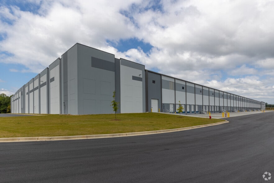 More Photos Of 134 Long Rd, Williamston Distribution For Sale