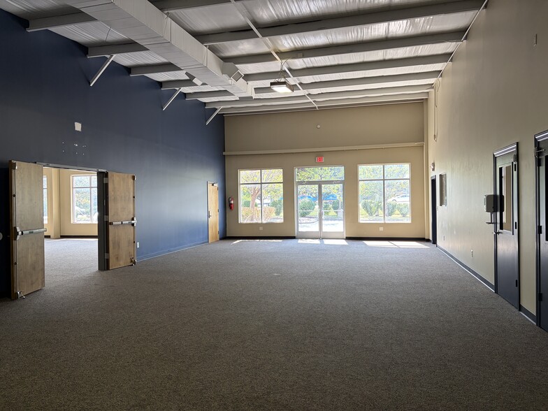 More Photos Of 6600 New Nashville Hwy, Smyrna Freestanding For Lease