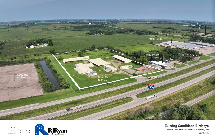 More Photos Of 6150 W Frontage Rd, Medford Warehouse For Sale