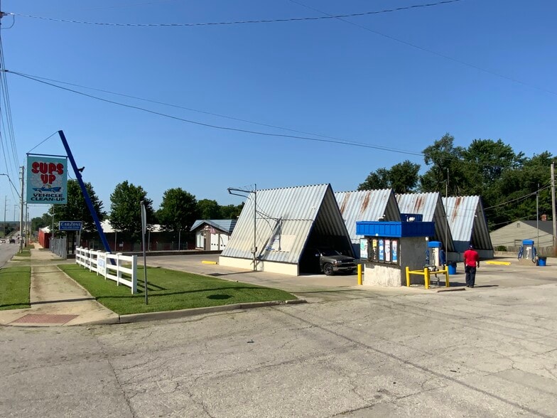 More Photos Of 7822 Troost Ave, Kansas City Carwash For Sale