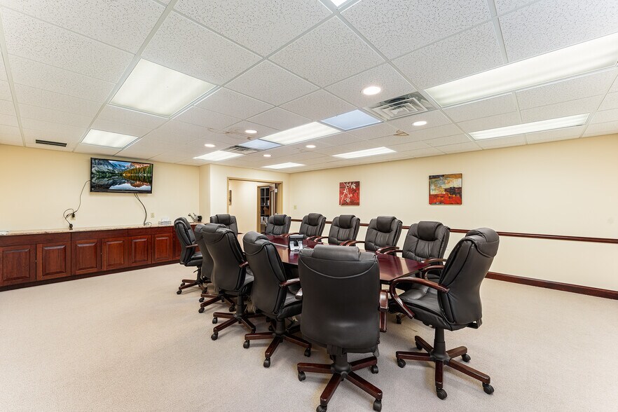 More Photos Of 1206 W Sherman Ave, Vineland Medical For Sale