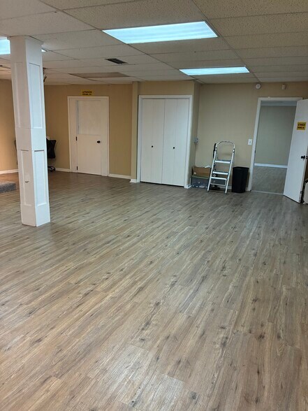 More Photos Of 5104 Mansfield Rd, Shreveport Office For Sale