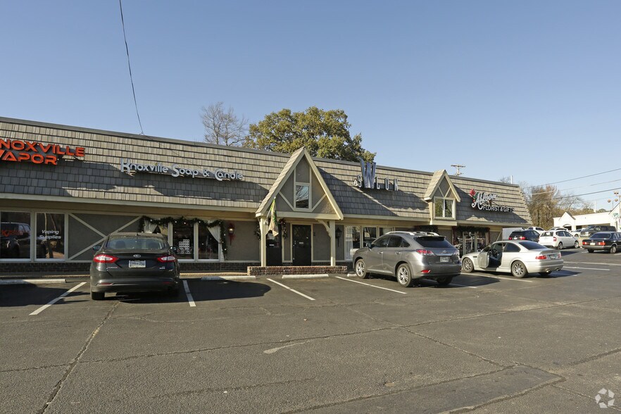 More Photos Of 5201-5205 Kingston Pike, Knoxville Unknown For Lease