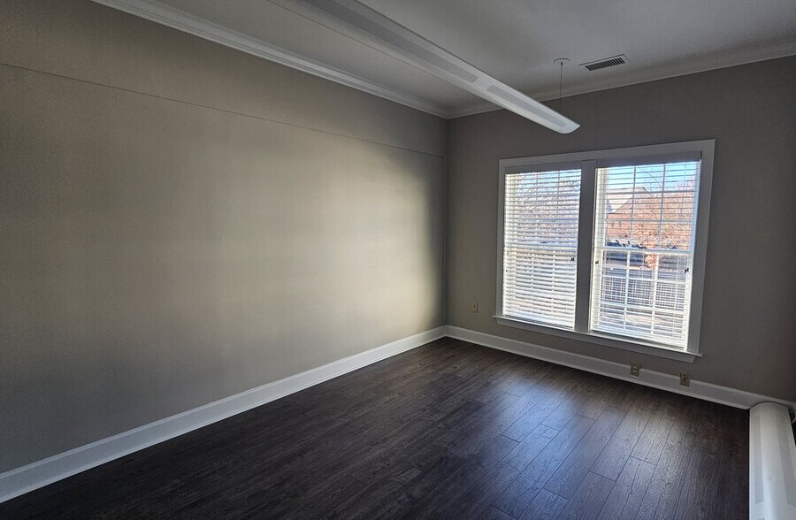 More Photos Of 1830 Peachtree Pky, Cumming Medical For Sale