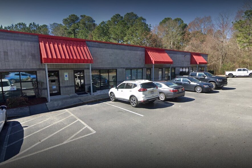 More Photos Of 1129 Corporation Pky, Raleigh Showroom For Sale