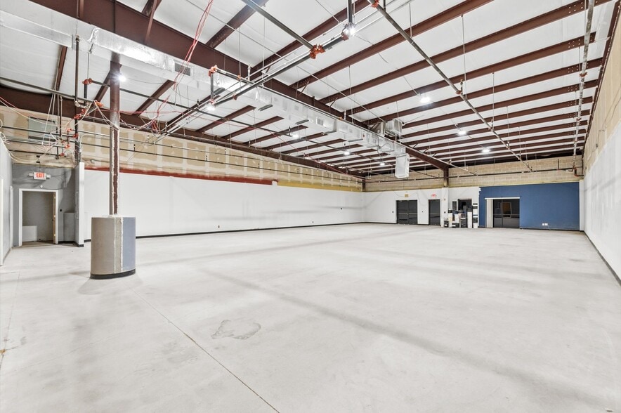 More Photos Of 3115 Fry Rd, Katy Unknown For Lease