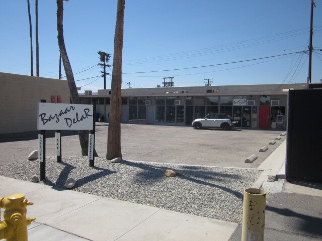 More Photos Of 577 E Sunny Dunes Rd, Palm Springs Storefront Retail Office For Lease