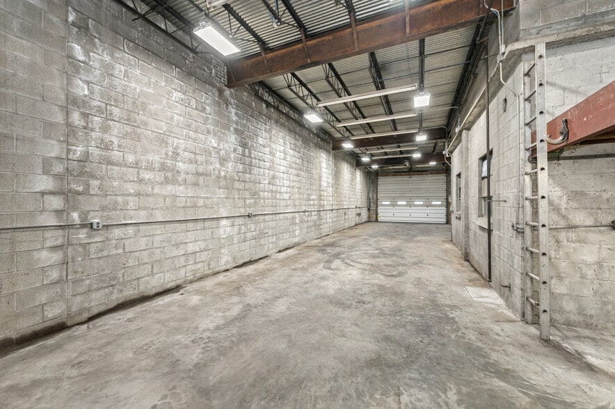 More Photos Of 11 Marlboro St, Malden Warehouse For Lease