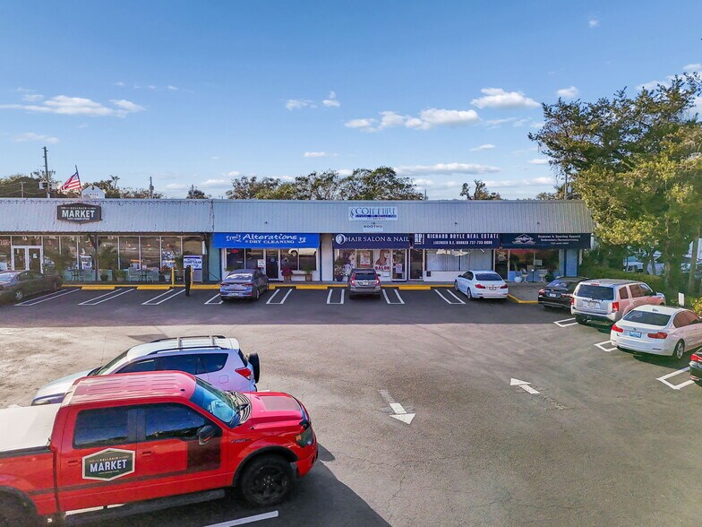 More Photos Of 510-520 Indian Rocks Rd, Largo Unknown For Lease