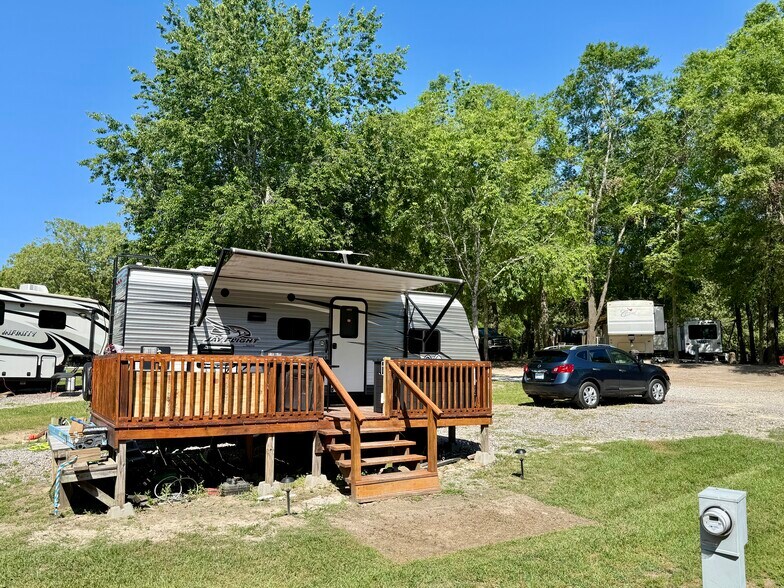 More Photos Of 4759 River Rd, Waynesboro Trailer Camper Park For Sale