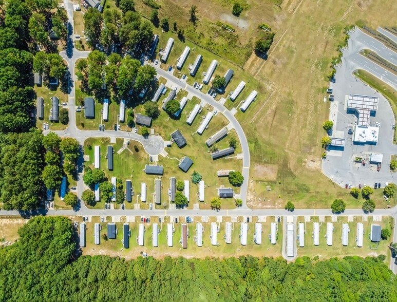 Primary Photo Of 2022 Keith Ln, Selma Manufactured Housing Mobile Home Park For Sale