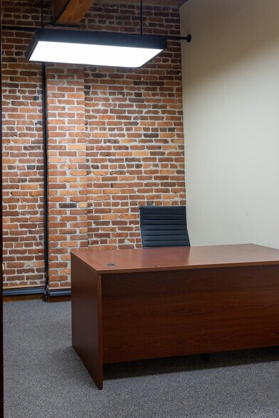 More Photos Of 171 Church St, Charleston Office For Lease