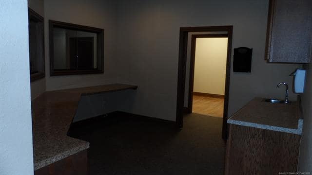 More Photos Of 1650 S Main St, Mcalester Freestanding For Sale