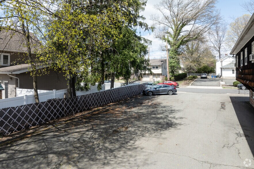 More Photos Of 185 Broadway, Hillsdale Medical For Sale