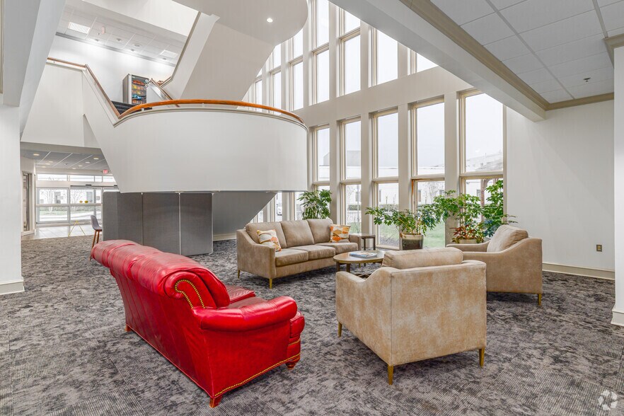 More Photos Of 4051 Ogletown Stanton Rd, Newark Office Residential For Lease