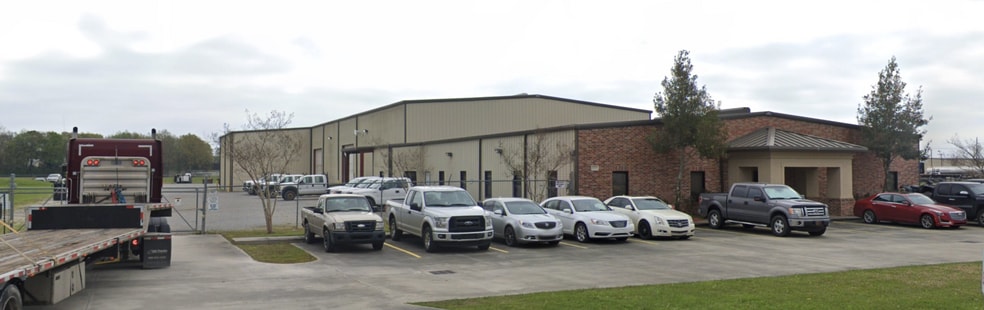 More Photos Of 1037 Freeman Rd, Broussard Warehouse For Lease
