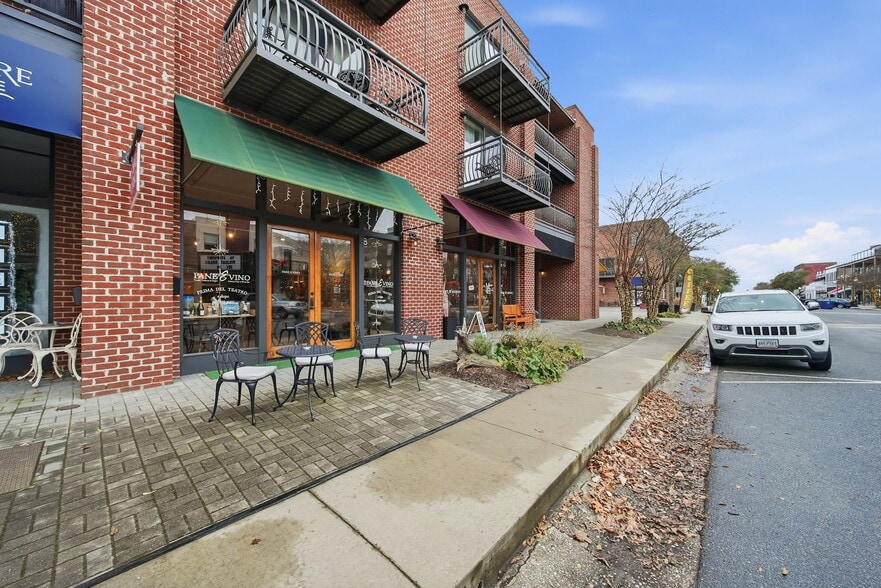 More Photos Of 300 Mason Ave, Cape Charles Apartments For Sale