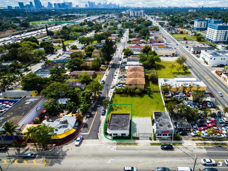 More Photos Of 660-680 NW 71st St, Miami Warehouse For Sale