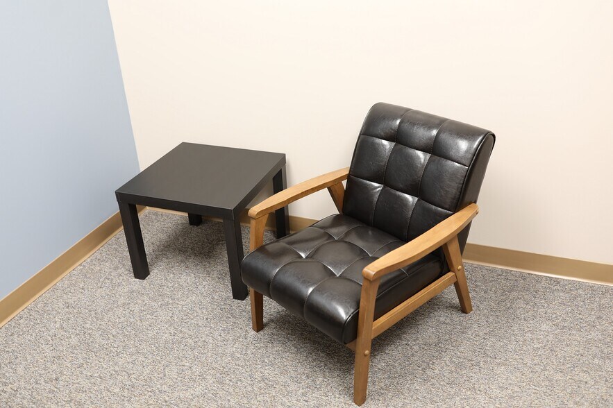 More Photos Of 201 N Yellow Springs St, Springfield Medical For Sale