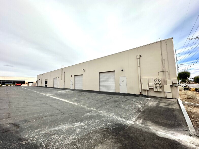 More Photos Of 6000 S Eastern Ave, Las Vegas Light Distribution For Lease