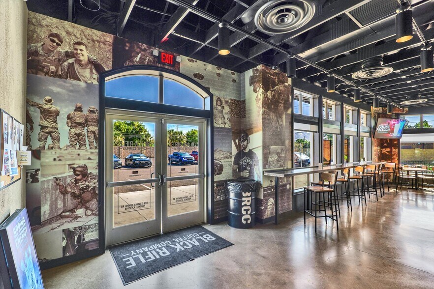 More Photos Of 4126 E Indian School Rd, Phoenix Fast Food For Lease