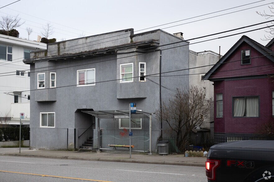 More Photos Of 2532 Fraser St, Vancouver Apartments For Sale