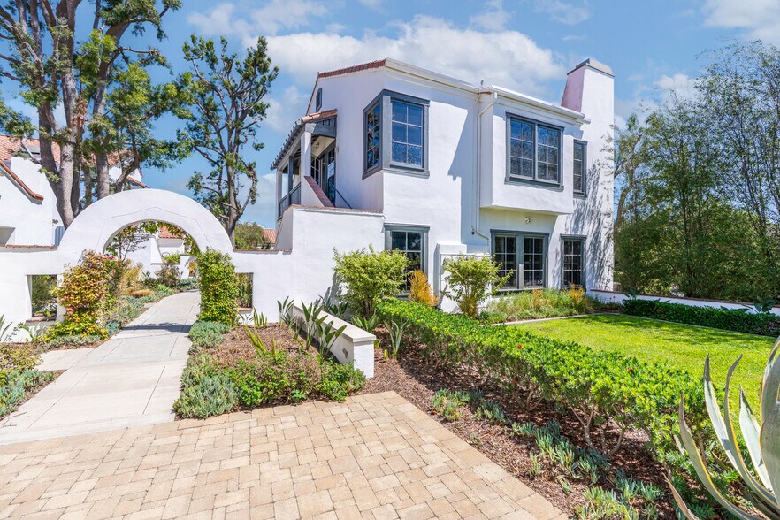 Primary Photo Of 27442 Calle Arroyo, San Juan Capistrano Medical For Lease