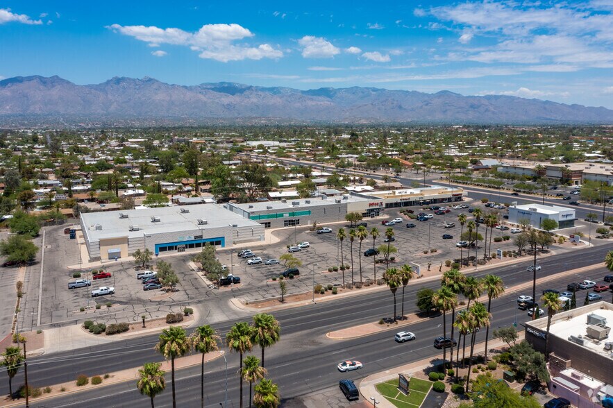 More Photos Of 5355-5455 E Broadway Blvd, Tucson Unknown For Lease