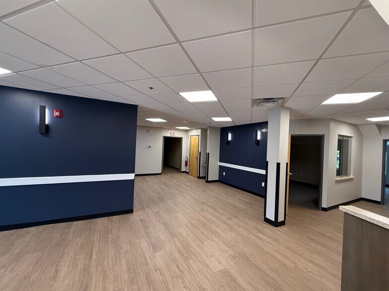 More Photos Of 85 Worcester Rd, Framingham Medical For Lease